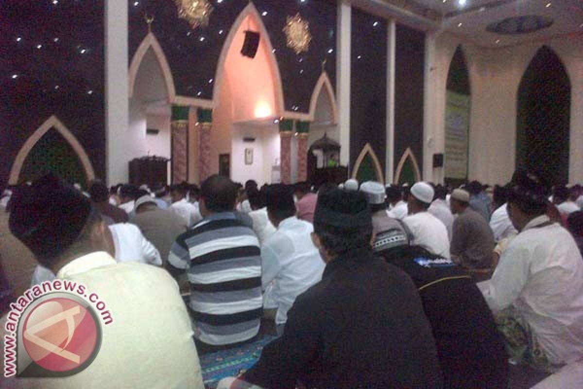 Pemerintah bangun masjid di kantor Bupati Mamuju