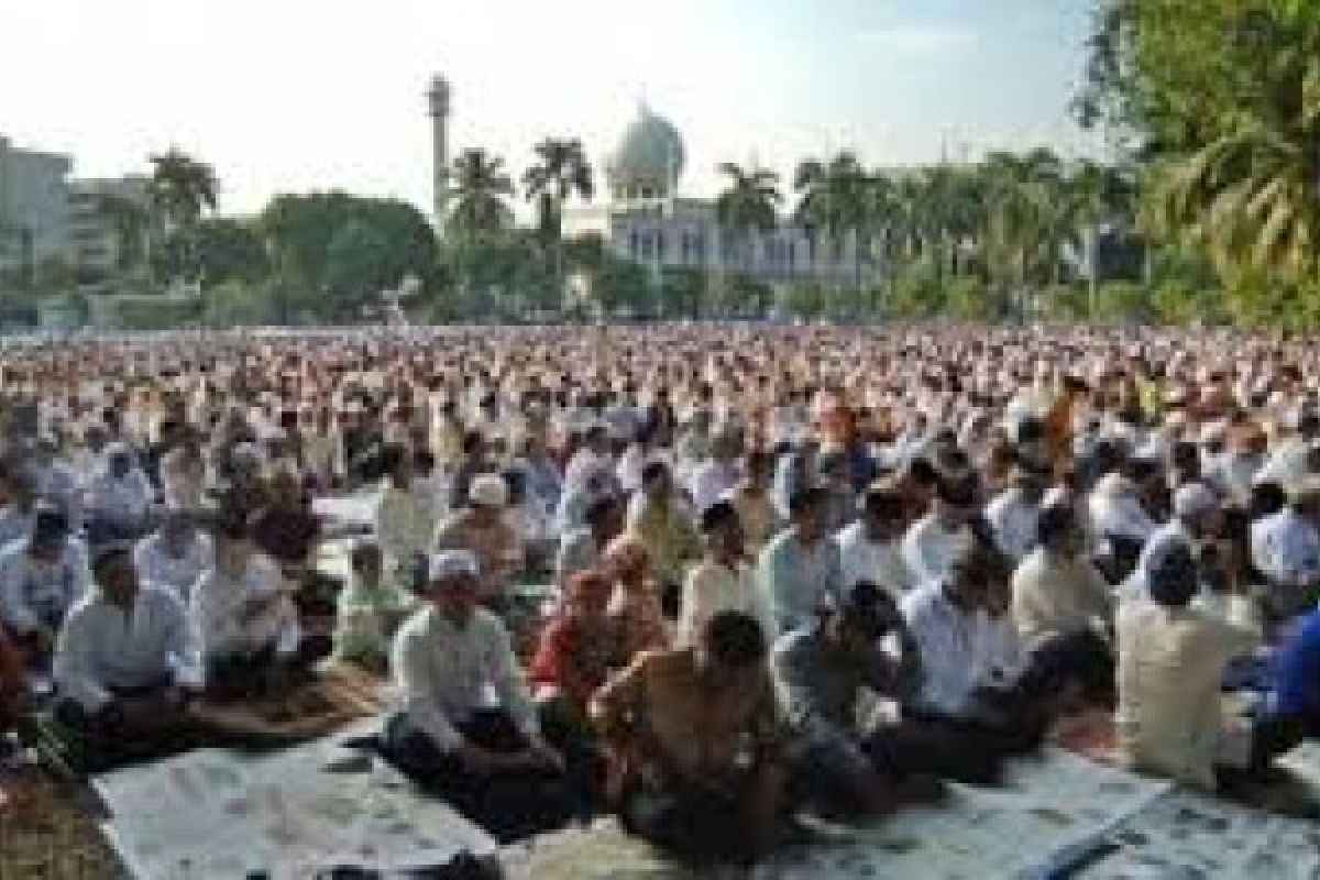 MUI Jateng Bersyukur Umat Islam Lebaran Bersama