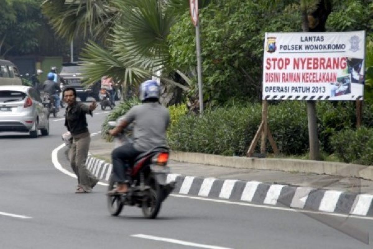 Ingat, jalur pedestrian harus diatur proporsional