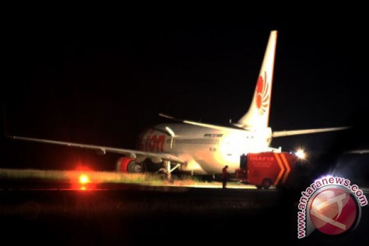 Usai ditutup, Bandara Jalaluddin terbangkan Sriwijaya Air