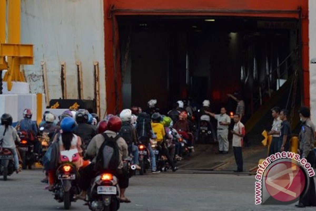 Jalinsum diserbu arus balik pemudik