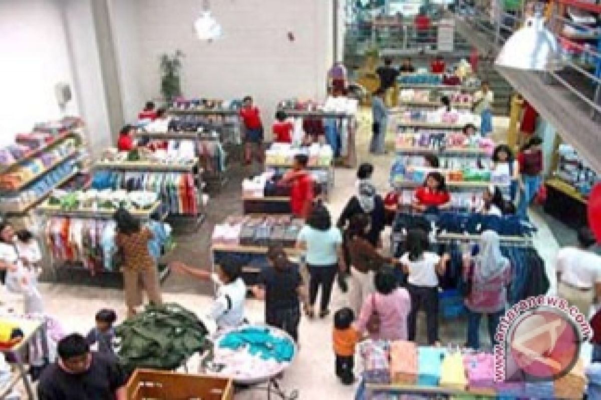 Plaza Beringin Buntok Ramai Dikunjungi Masyarakat 