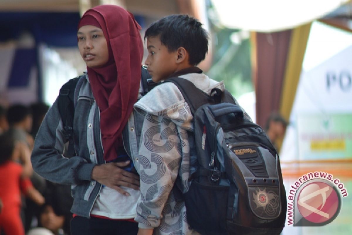 Minggu pagi, arus balik pejalan kaki di Bakauheni masih sepi