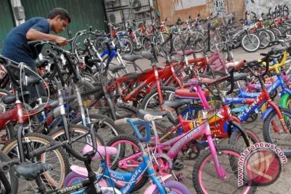Omzet Pedagang Sepeda Di Pangkalpinang Meningkat