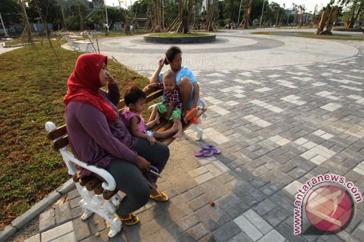 Jokowi resmikan Taman Waduk Pluit