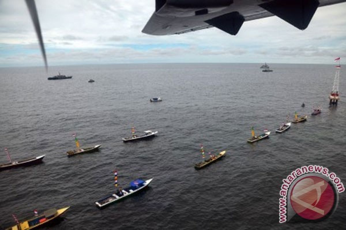 Ekspedisi Indonesia tertahan di Jembatan Sungai Melasu