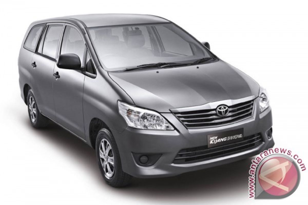 Toyota Avanza dan Innova raih IQS Award 2013