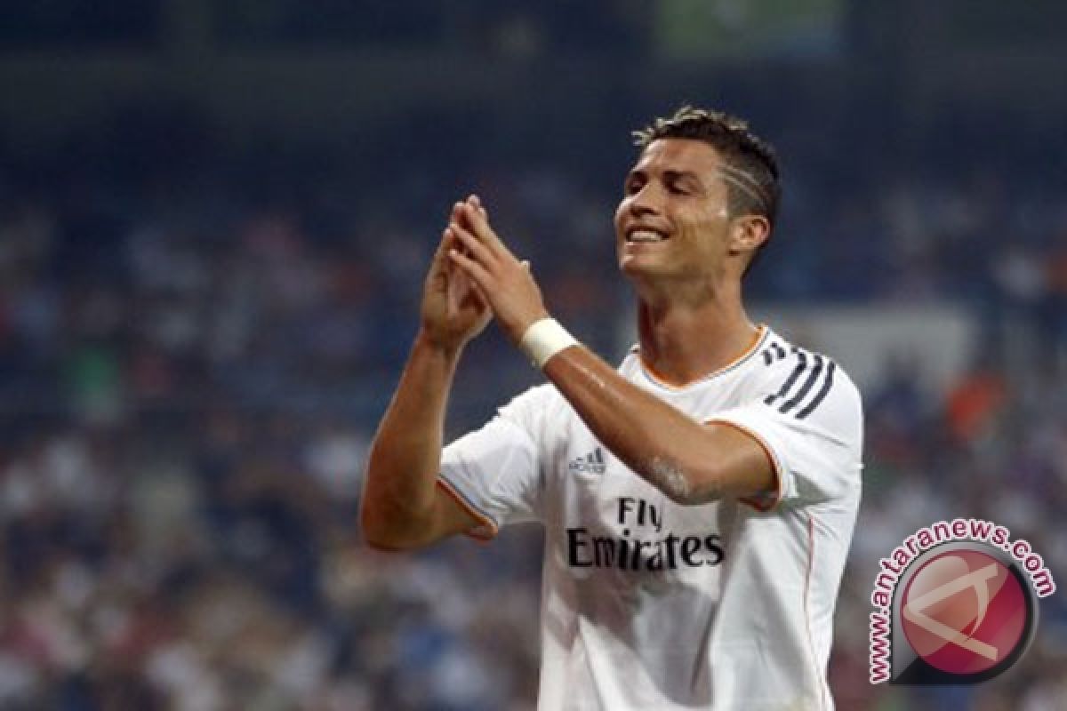 Real puji Ronaldo setelah taklukkan rekor derby di Stefano