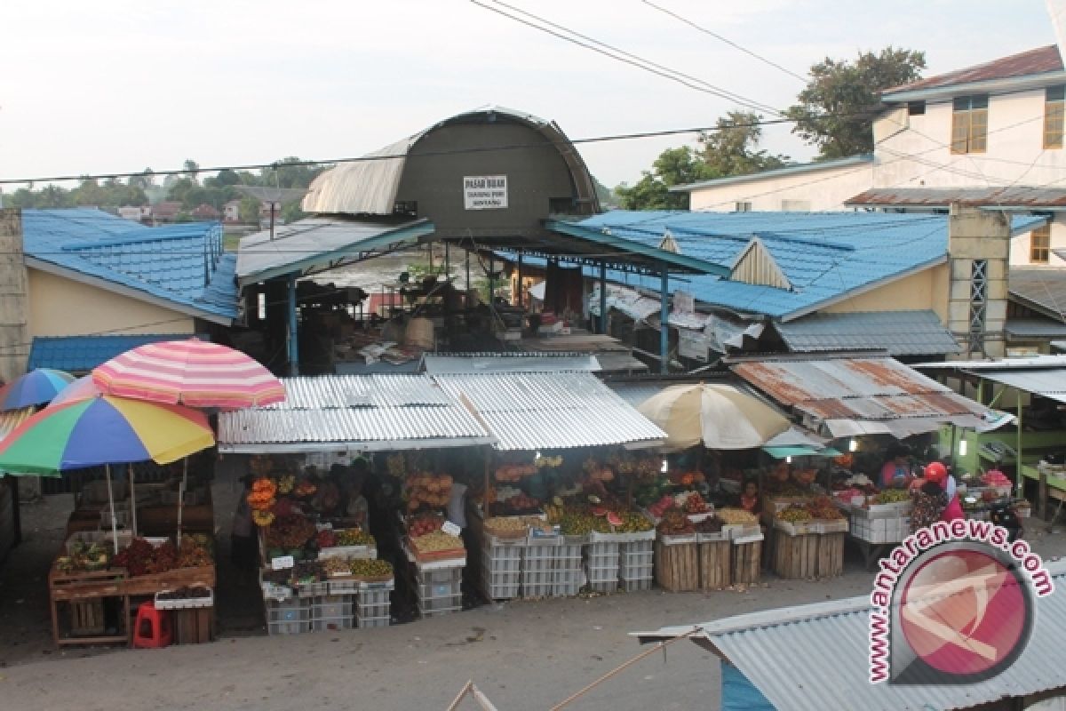 Pasar Buah Sintang Segera Direhab