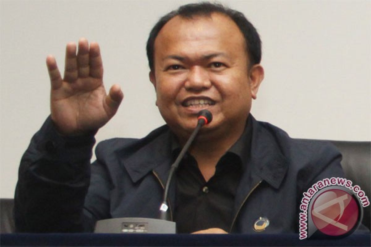 NasDem: larangan Menko Polhukam atas Munas Golkar untuk keamanan