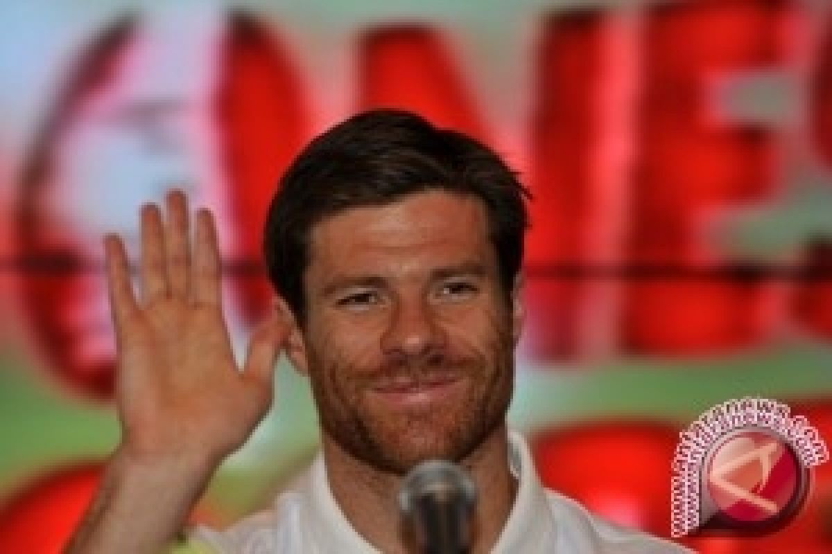 Xabi Alonso Mengalami Cedera Patah Tulang Kaki