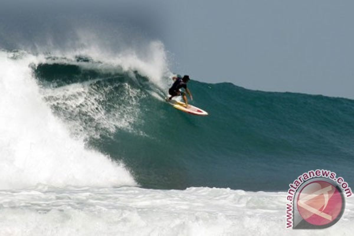 Posko kesehatan wisata pantai menjamur di Lebak