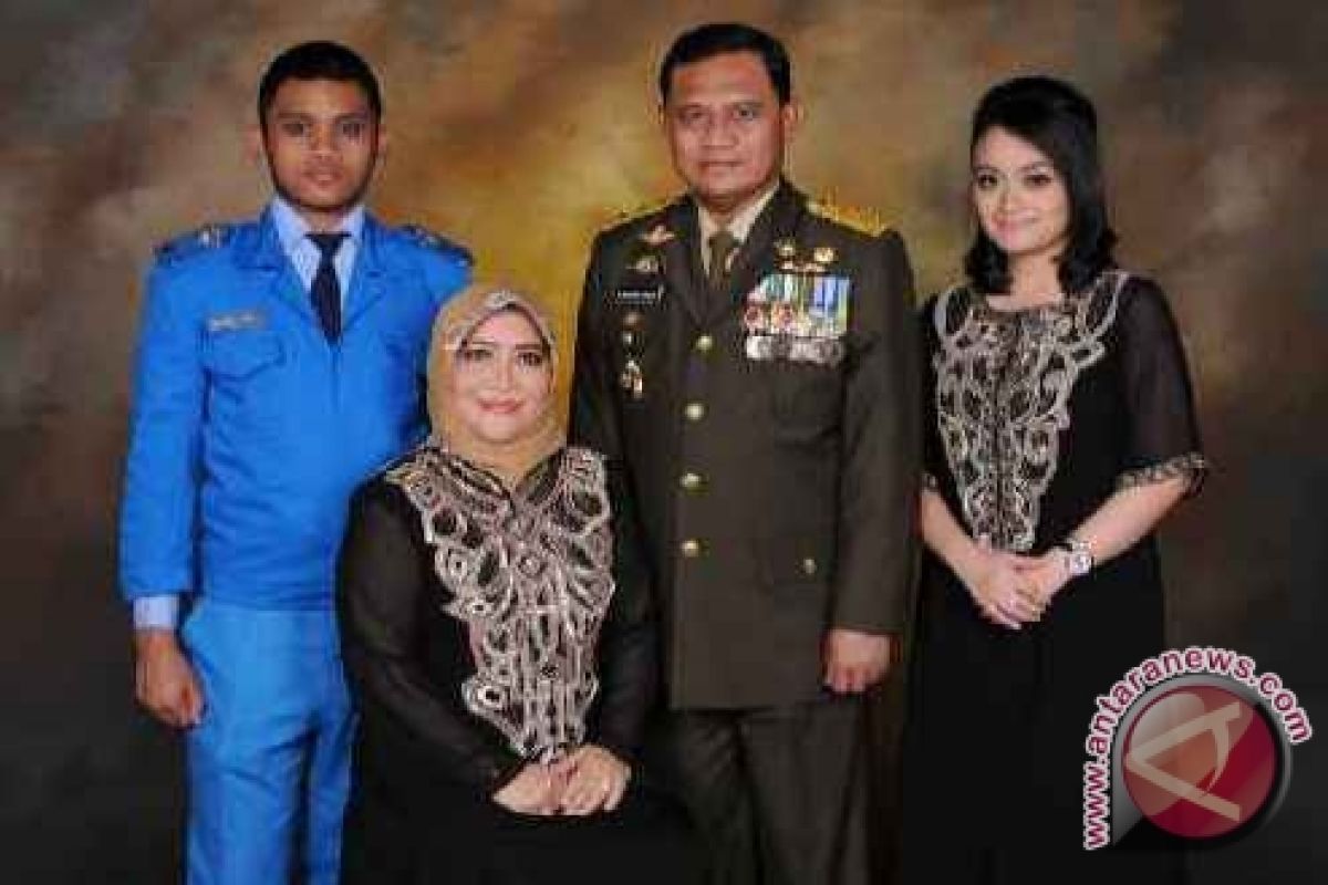 650 Prajurit TNI AD Amankan Perbatasan Kalbar  