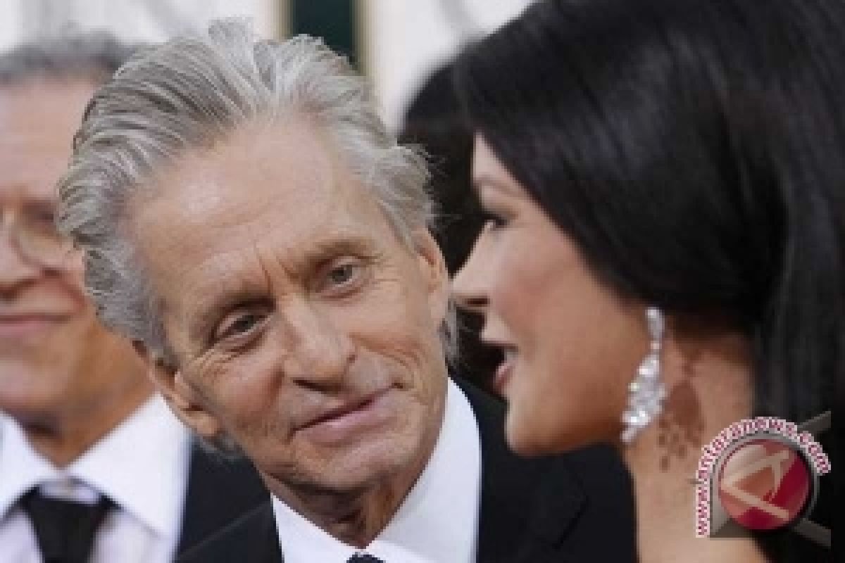  Michael Douglas Dan Catherina Zeta-Jones Pisah Ranjang