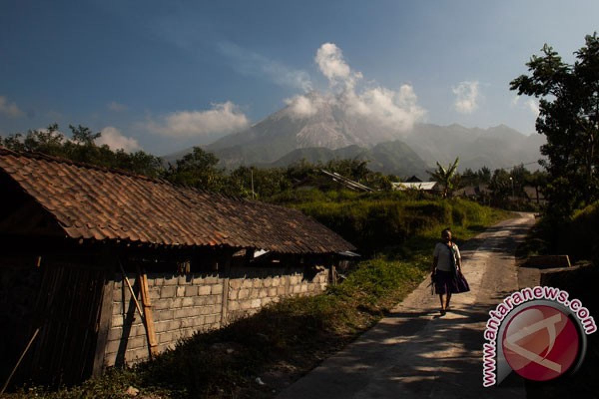 Yogyakarta announces alert status on flood and landslide