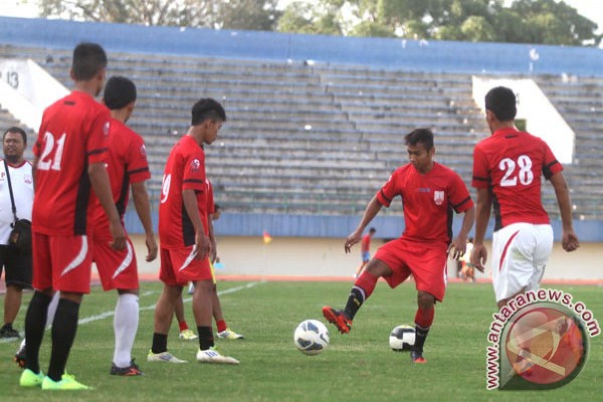 Tiga pemain pilar absen lawan PSIS