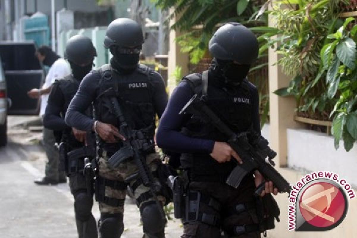 Polri tangkap terduga teroris di sejumlah provinsi