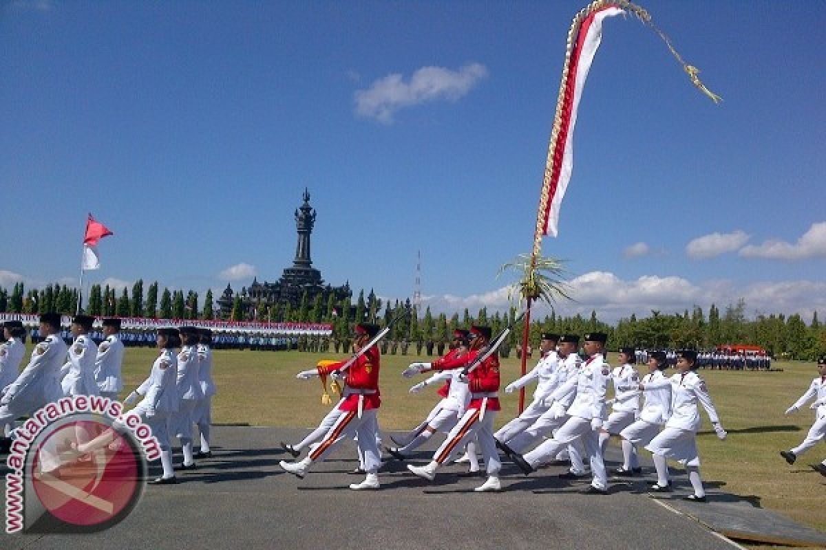 Gubernur Bali Ajak Masyarakat Bersatu Isi Kemerdekaan 