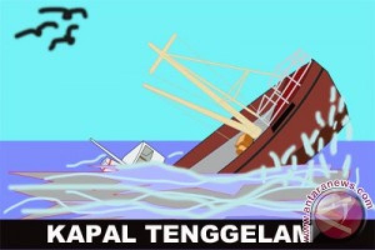 Kapal kargo tenggelam bergeser ke Kepulauan Seribu