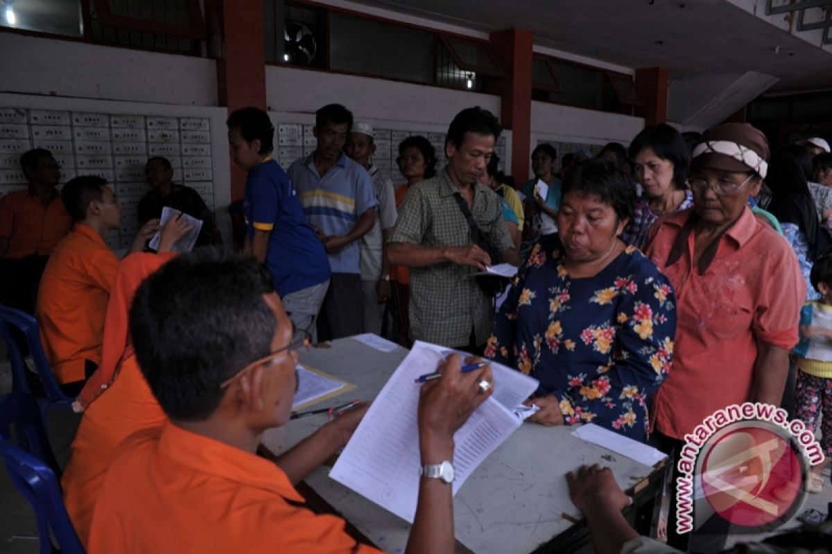 Delapan kantor pos di Palembang bagikan dana PSKS