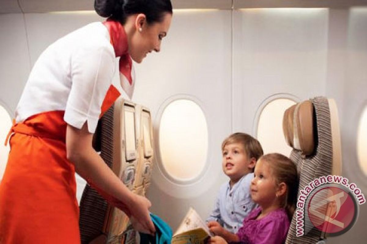 Etihad Airways kenalkan pengasuh anak dalam penerbangan