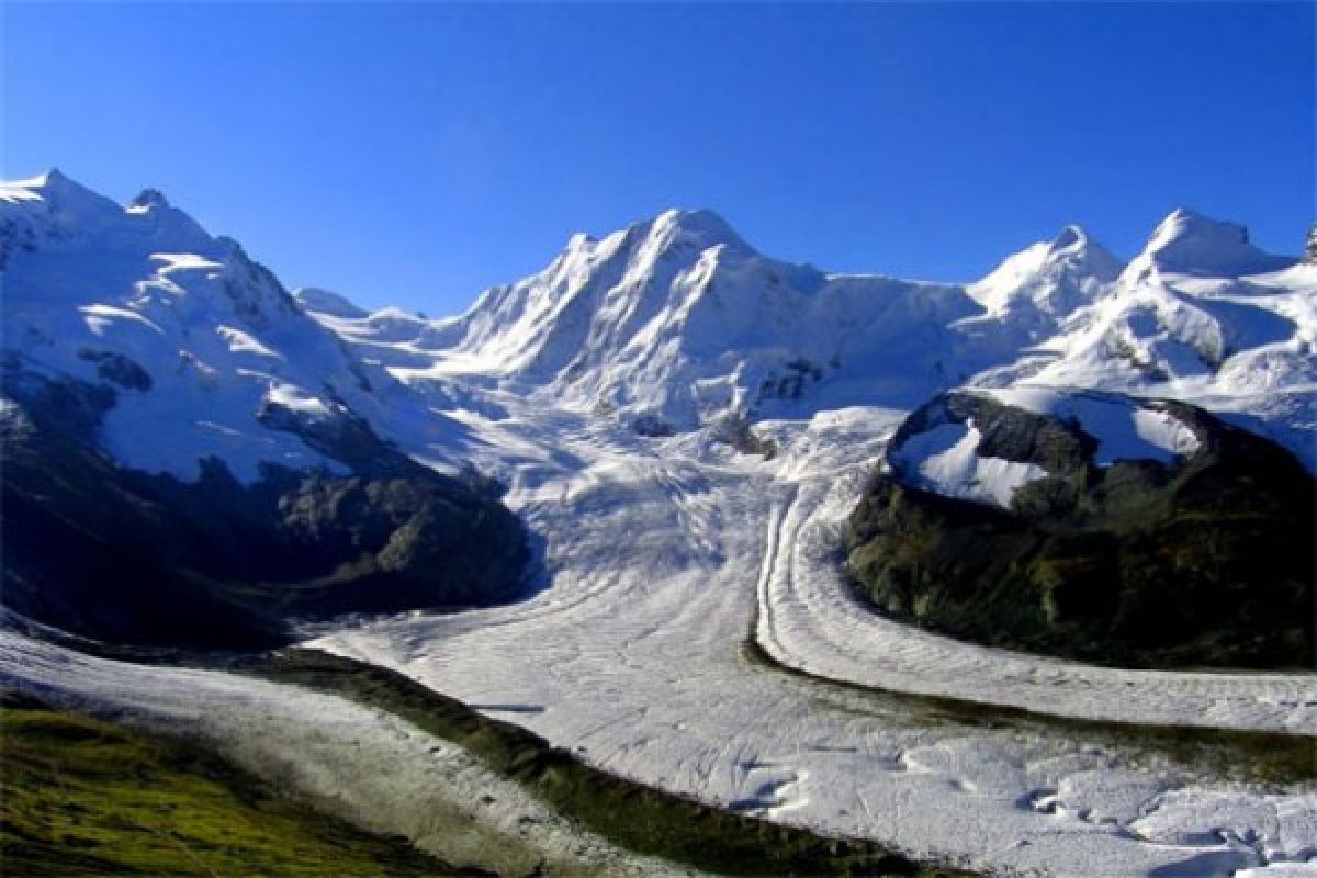 Black carbon likely to blame for mysterious mid-1800`s Alps glacier retreat