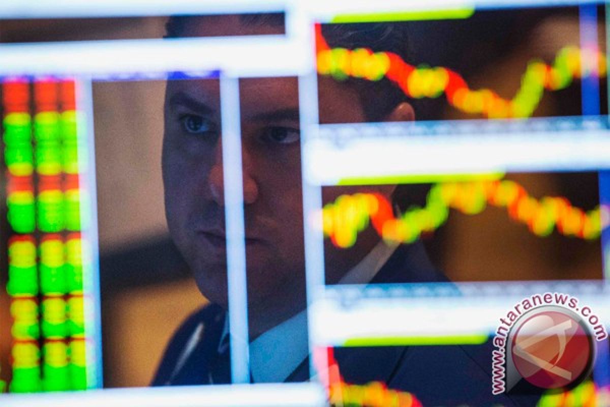 Wall Street berakhir turun terpengaruh harga minyak