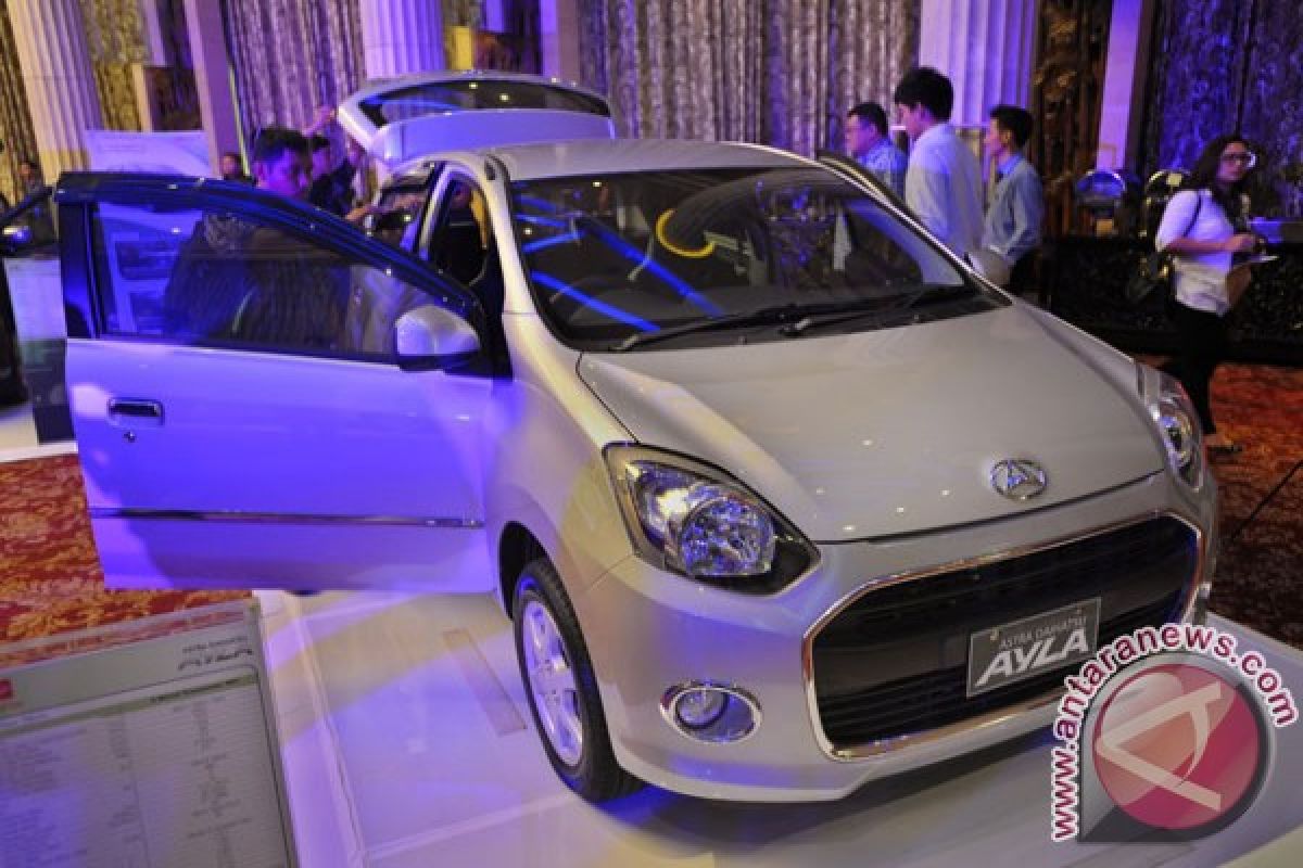 Daihatsu Ayla lebih banyak dibeli tunai 