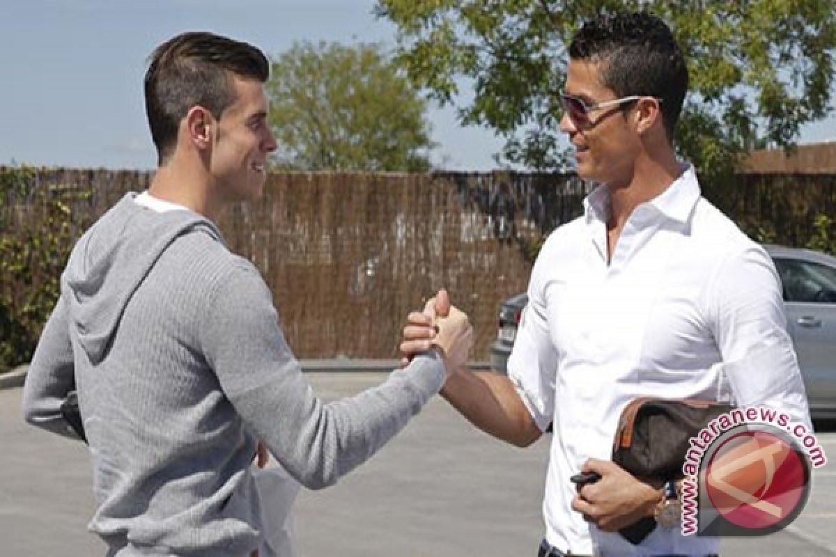Ronaldo-Bale Main Lawan Bayern