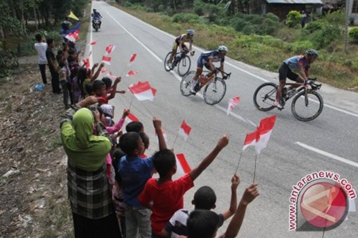 Projo menangi etape pertama Tour de Siak
