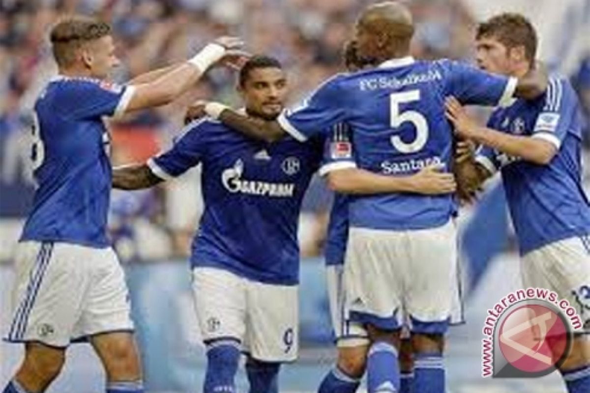  Boateng Mencetak Gol Perdananya Untuk Schalke
