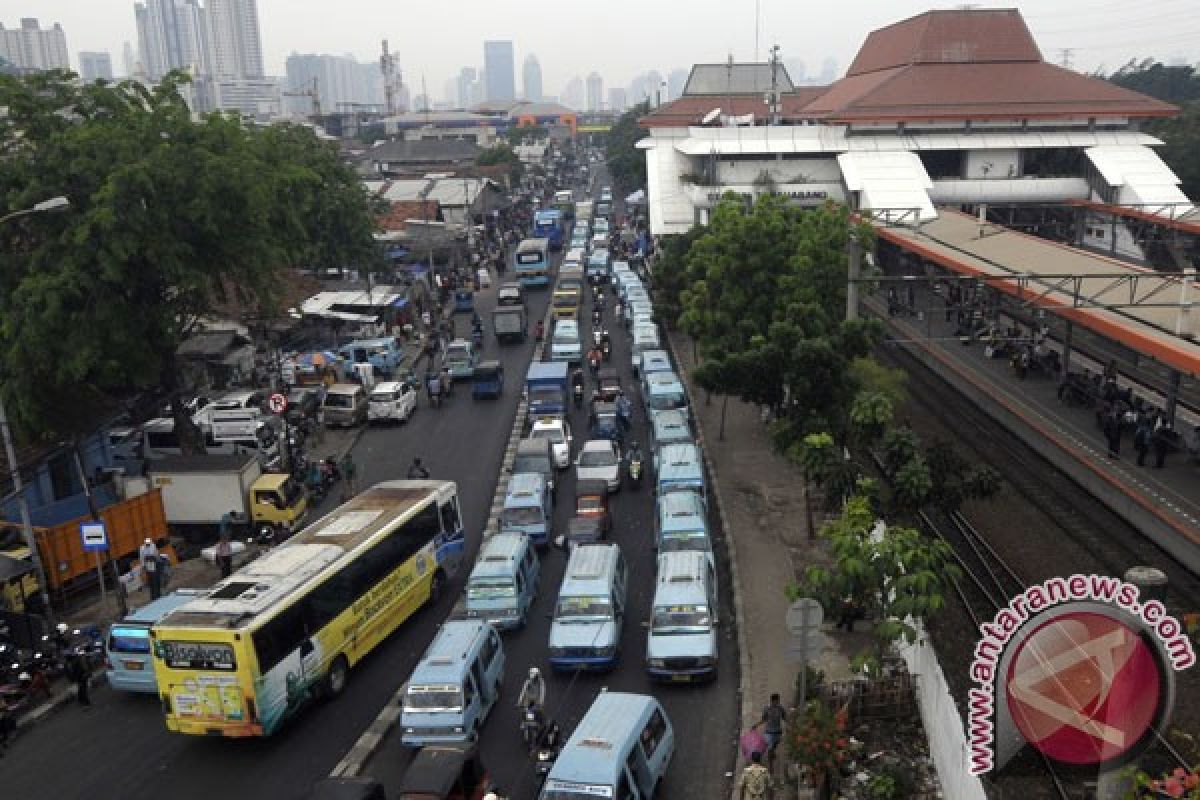 Angkot jurusan Tanah Abang sepakat ikut OK OTrip