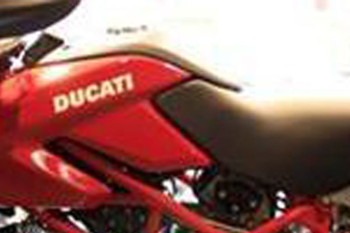 Ducati perkenalkan Hyperstrada di IIMS