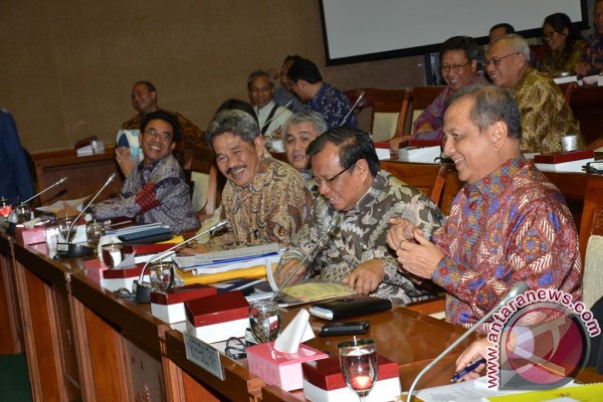 DPR setuju tindaklanjuti RUU Perindustrian di panja