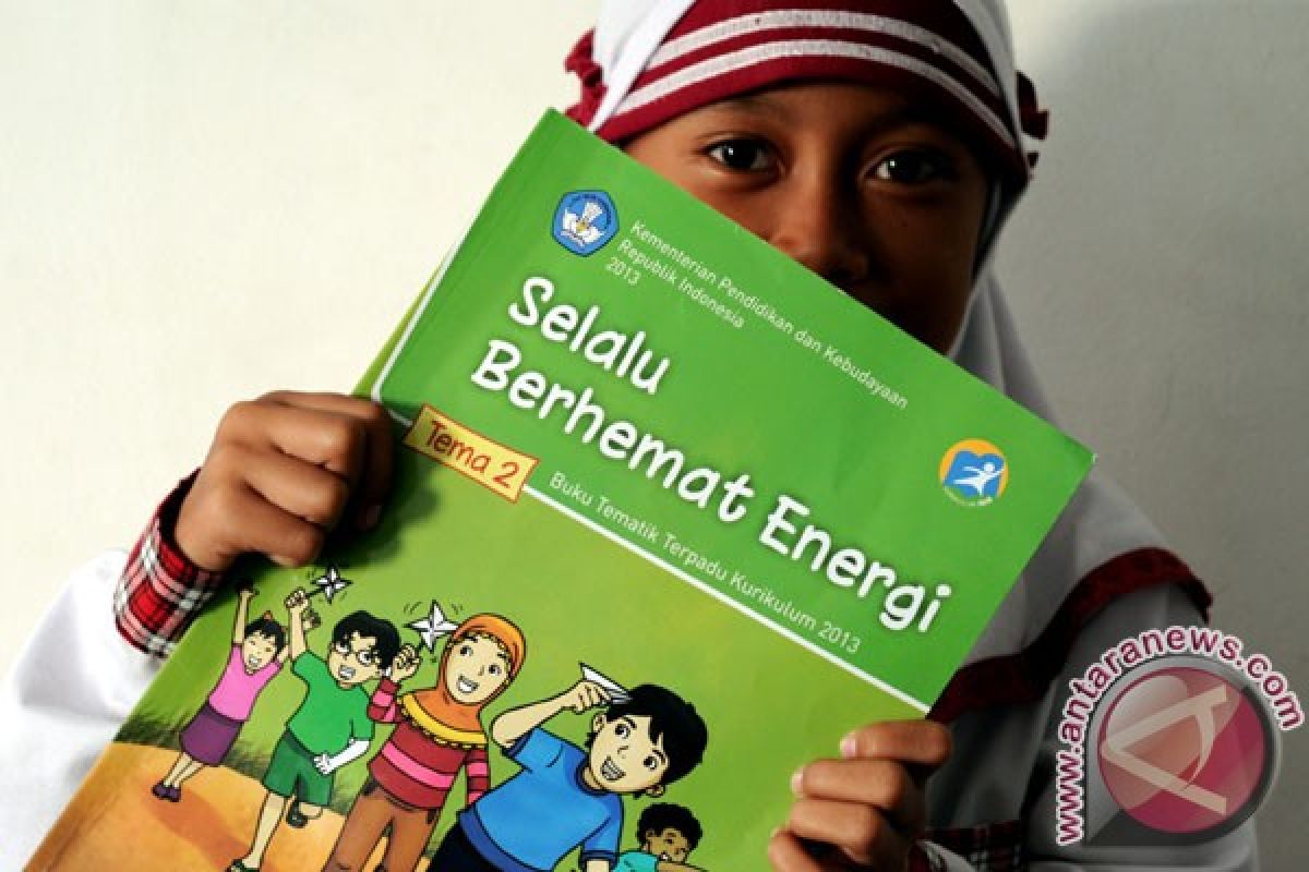 Kemdikbud : pengadaan buku kurikulum 2013 selesai Februari