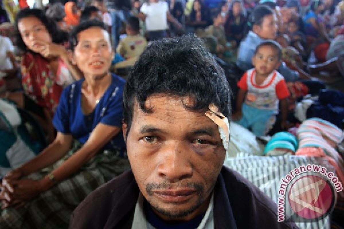 Ratusan korban Sinabung mengungsi di Langkat