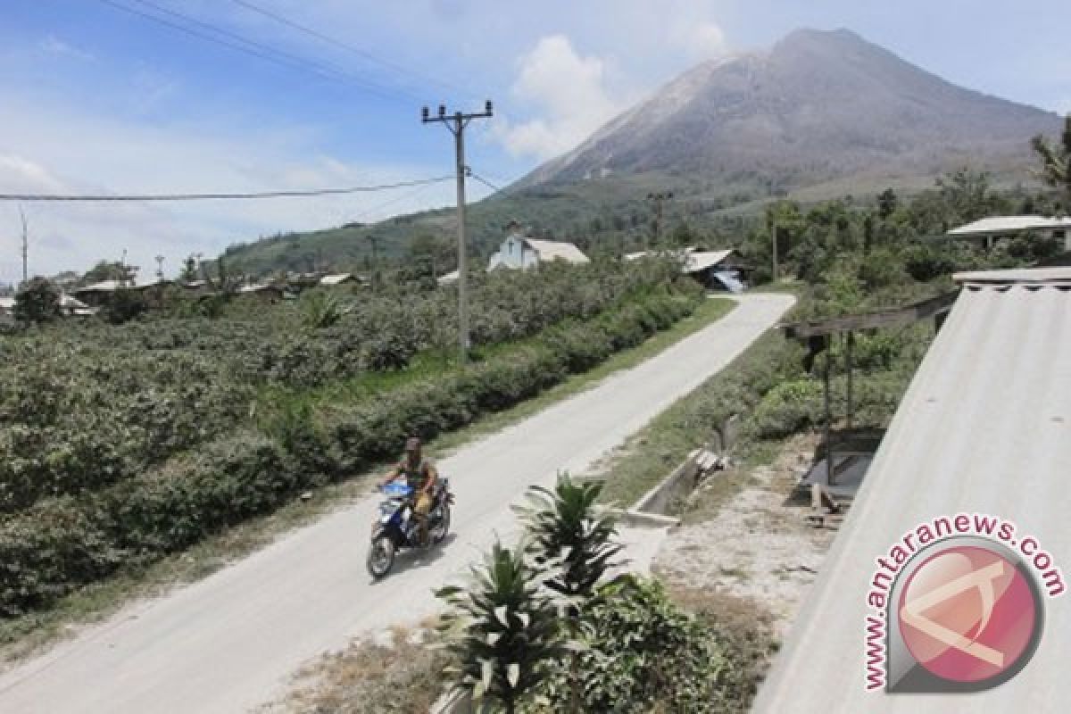 Hujan buatan untuk Sinabung terhambat