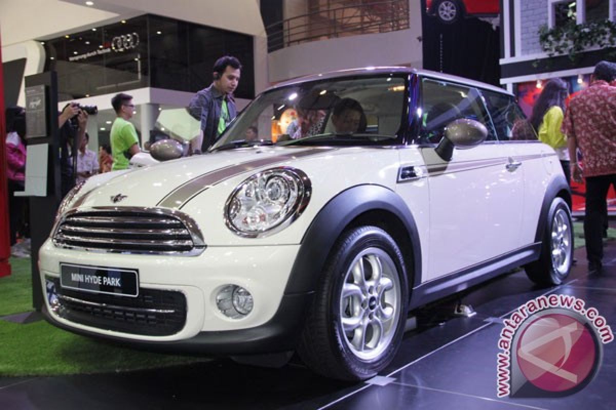 MINI jagokan Hyde Park dan Green park di IIMS 2013