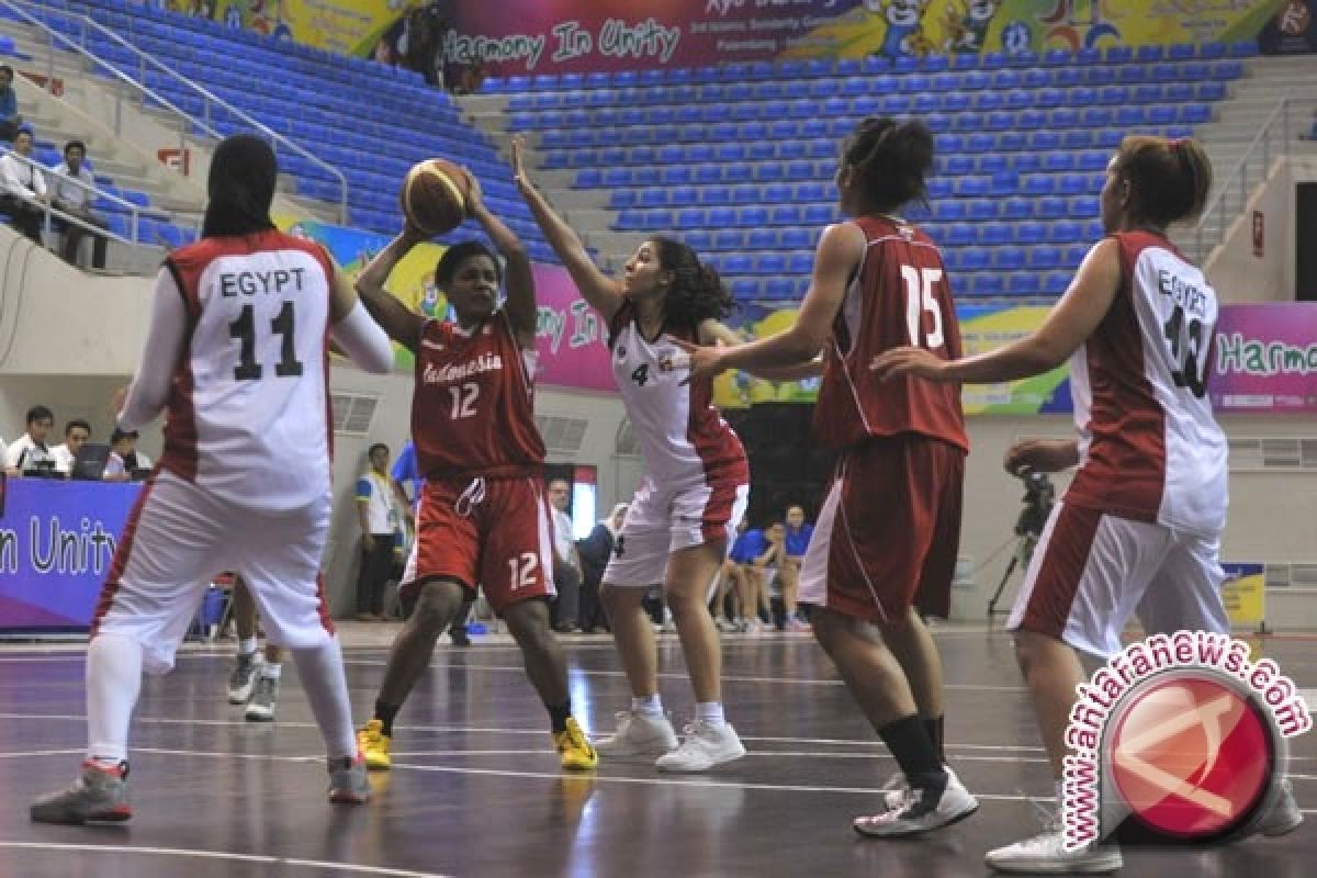 Tim Basket Putri Sumbang Emas Pertama Indonesia