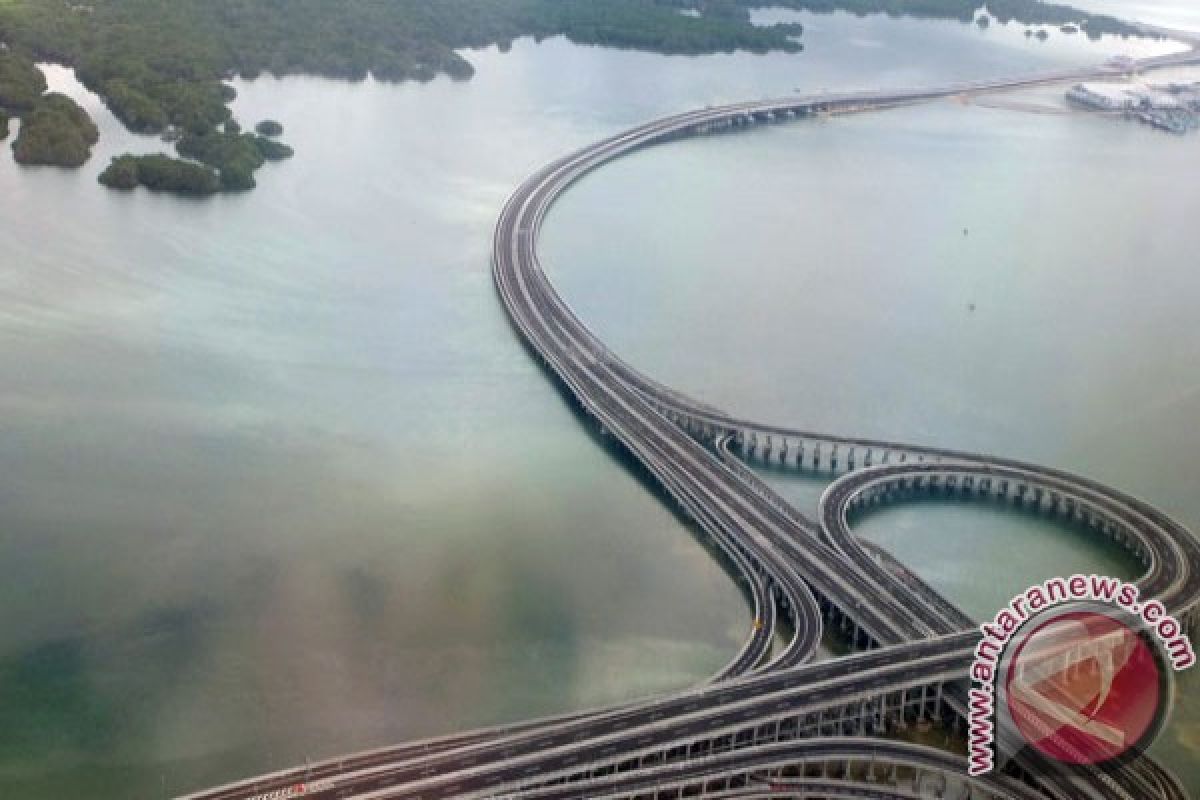 Tol Mandara ditutup, simulasi pengamanan Obama di KTT APEC 2013