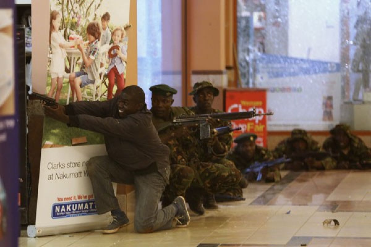 Pasukan Kenya tembak mati lima penyerang mall