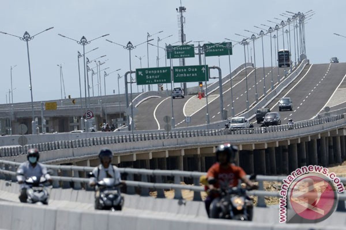 Ketua DPR: Sepeda motor bisa melintas di jalan tol, asalkan ....