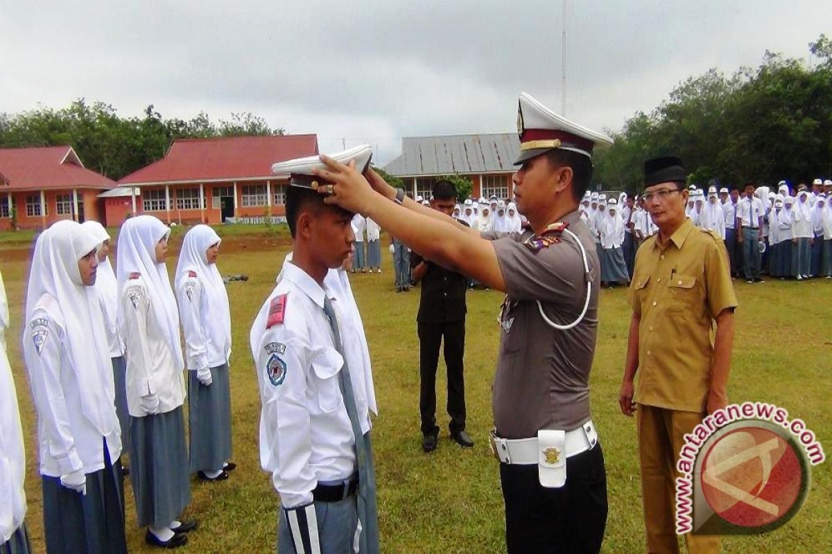 Polres Sosialisasi Tertib lalu Lintas Di Sekolah