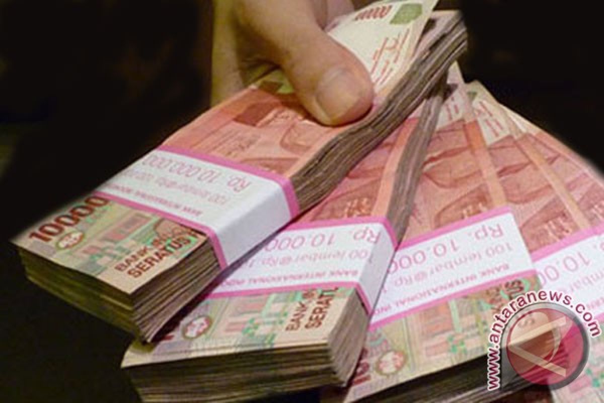 Rupiah Kamis sore menguat ke Rp13.535