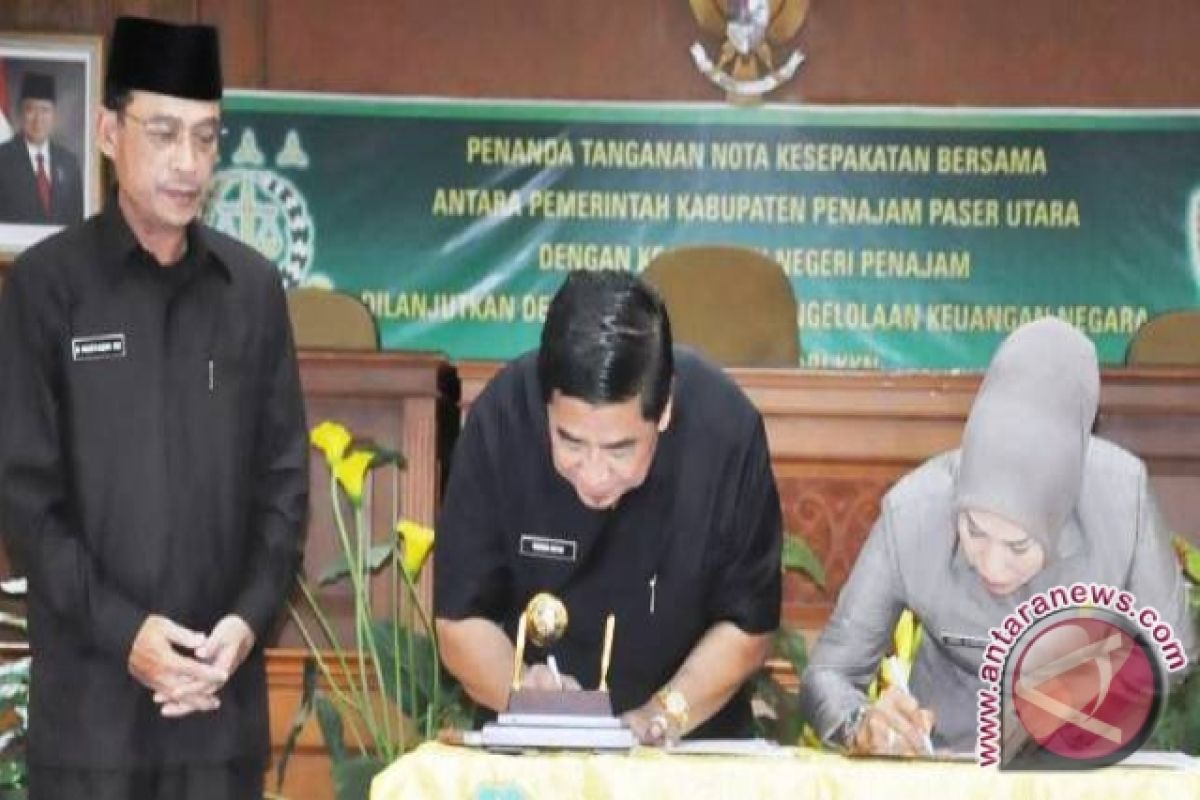 Pemkab dan Kejari Tandatangani MoU Pencegahan Korupsi