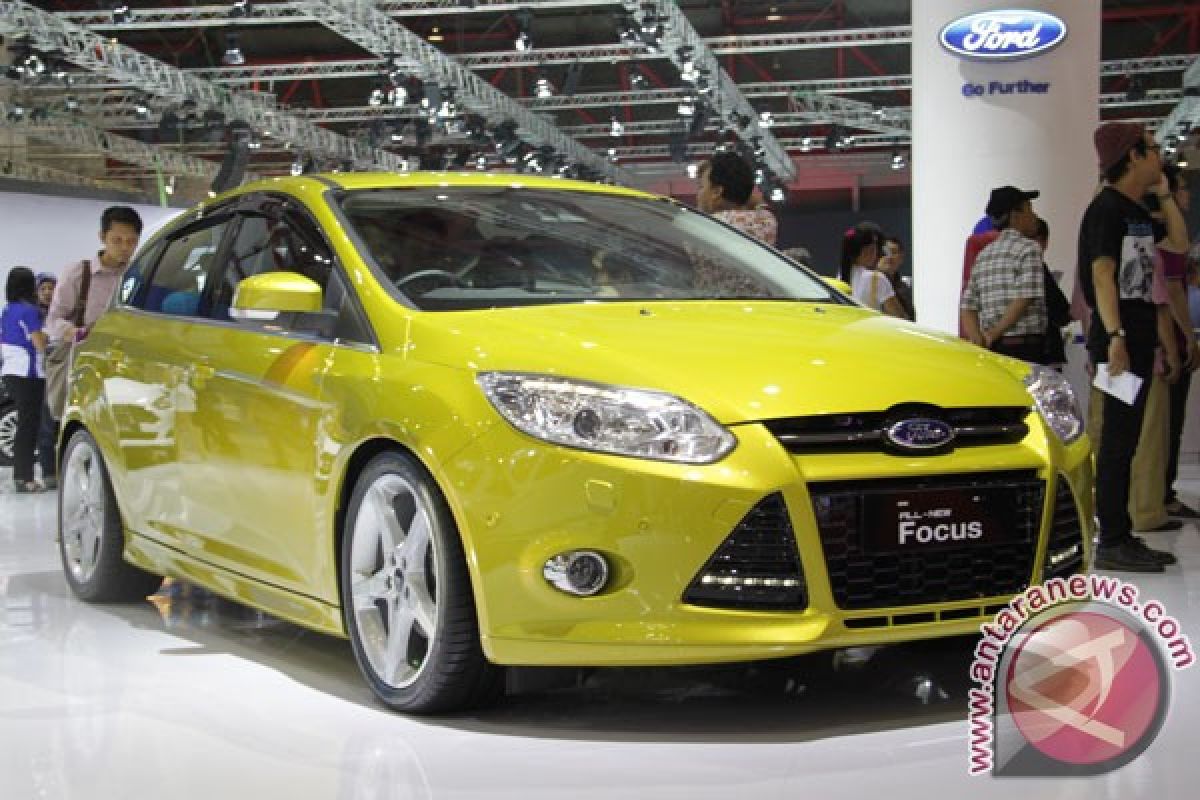 Ford Focus raih New Wave Care Award 2013