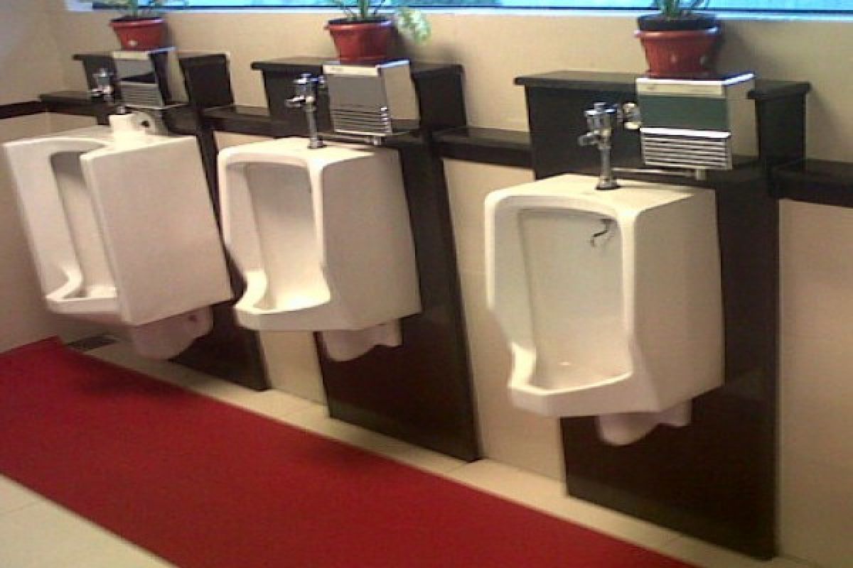 Soekarno-Hatta Airport gets clean toilet award