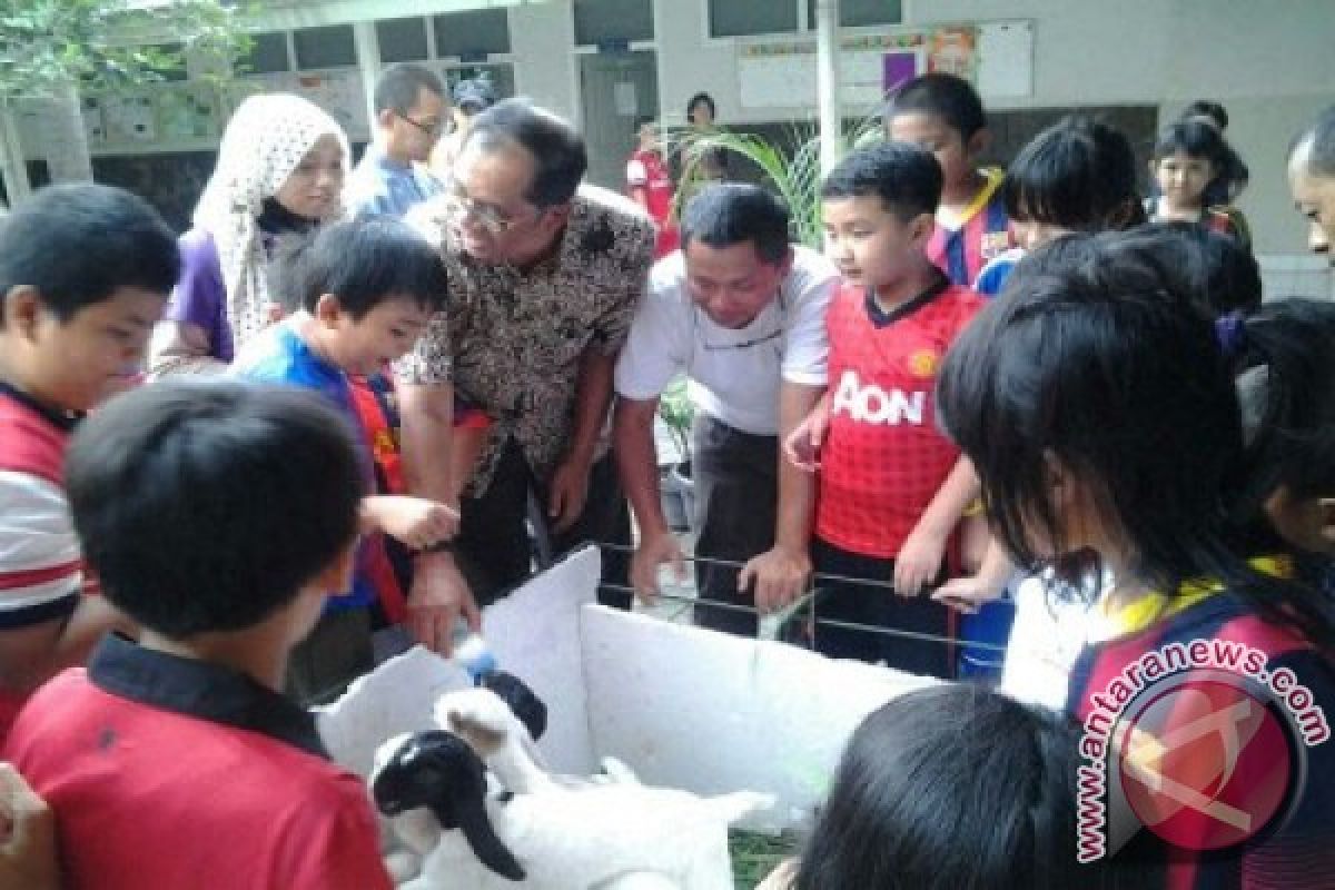 Dompet Dhuafa: keluarga sekolah pertama bagi anak