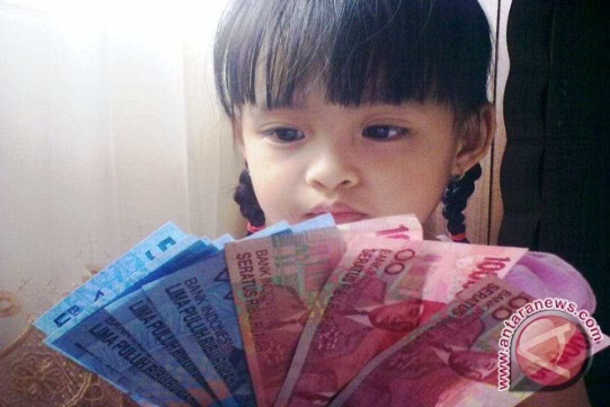 Rupiah bergerak melemah 34 poin 