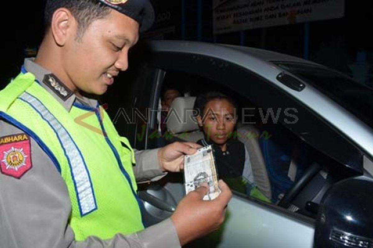 Dishubkominfo Jatim Gelar Razia Kendaraan Tiga Kota